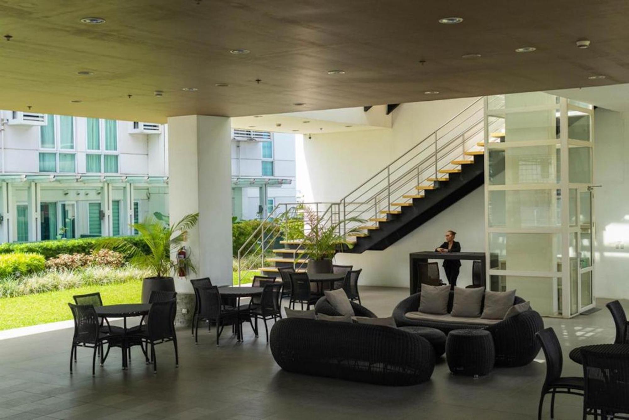 Abreeza Studio Suite 2321 - Pool, Wifi, City View, Washer, Ac, Netflix, Mall Davao Экстерьер фото