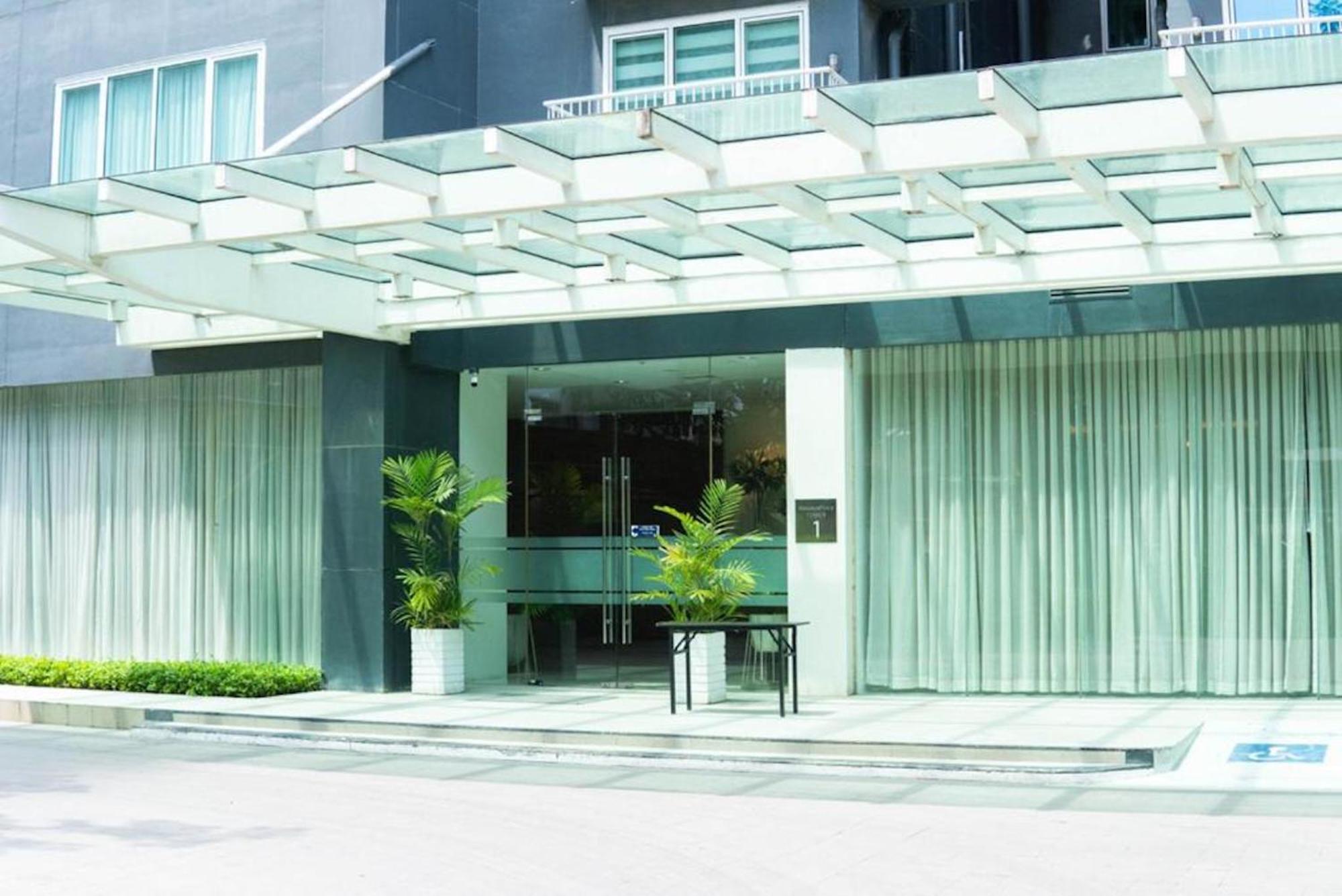 Abreeza Studio Suite 2321 - Pool, Wifi, City View, Washer, Ac, Netflix, Mall Davao Экстерьер фото
